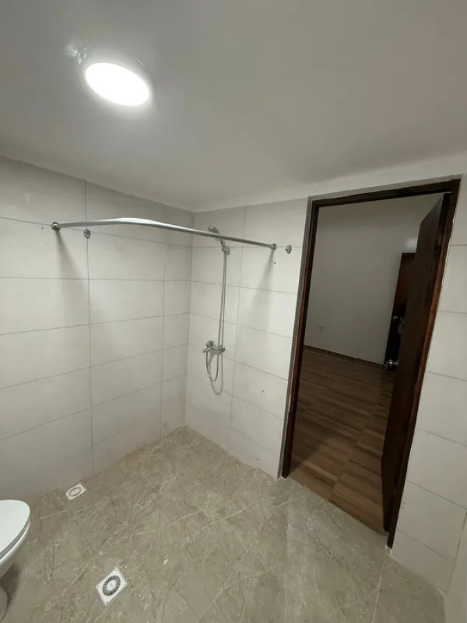 Casa ID.6205 - Alquiler Casa y Local Buceo 3 Dormitorios con Garaje