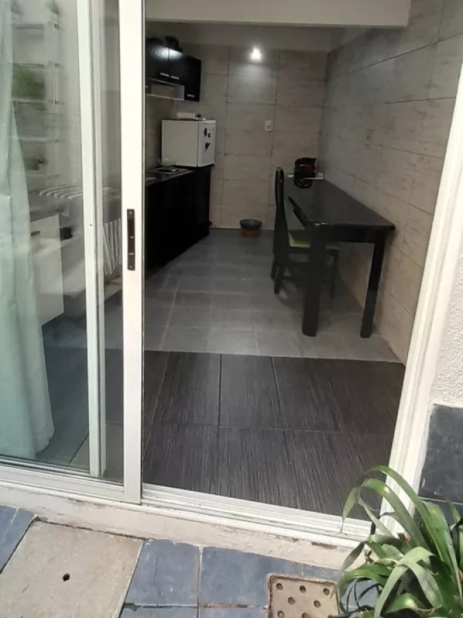 Casa ID.3935 - Venta Casa 2 Dormitorios La Blanqueada Patio Azotea  