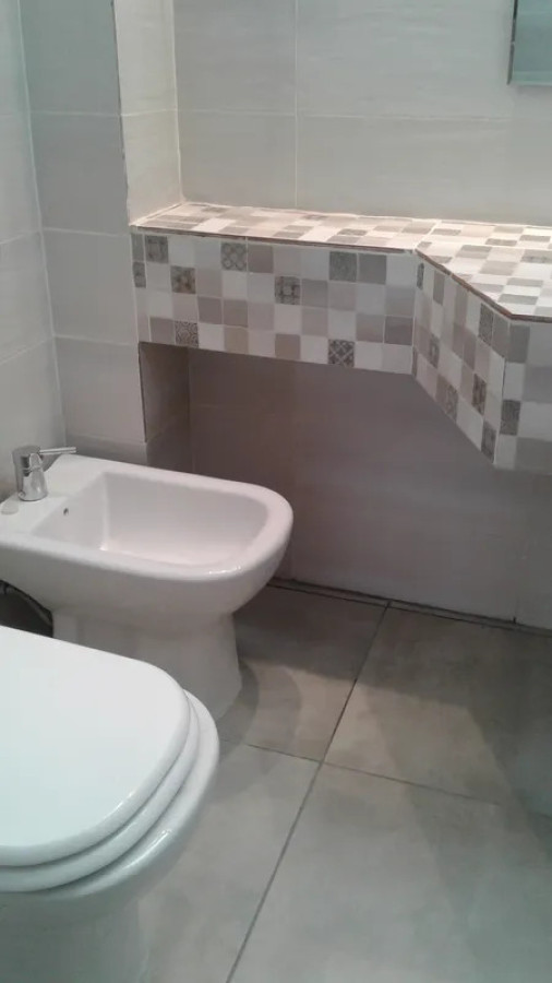 Casa ID.5885 - Alquiler Casa 2 Dormitorio Buceo con patio con parrillero