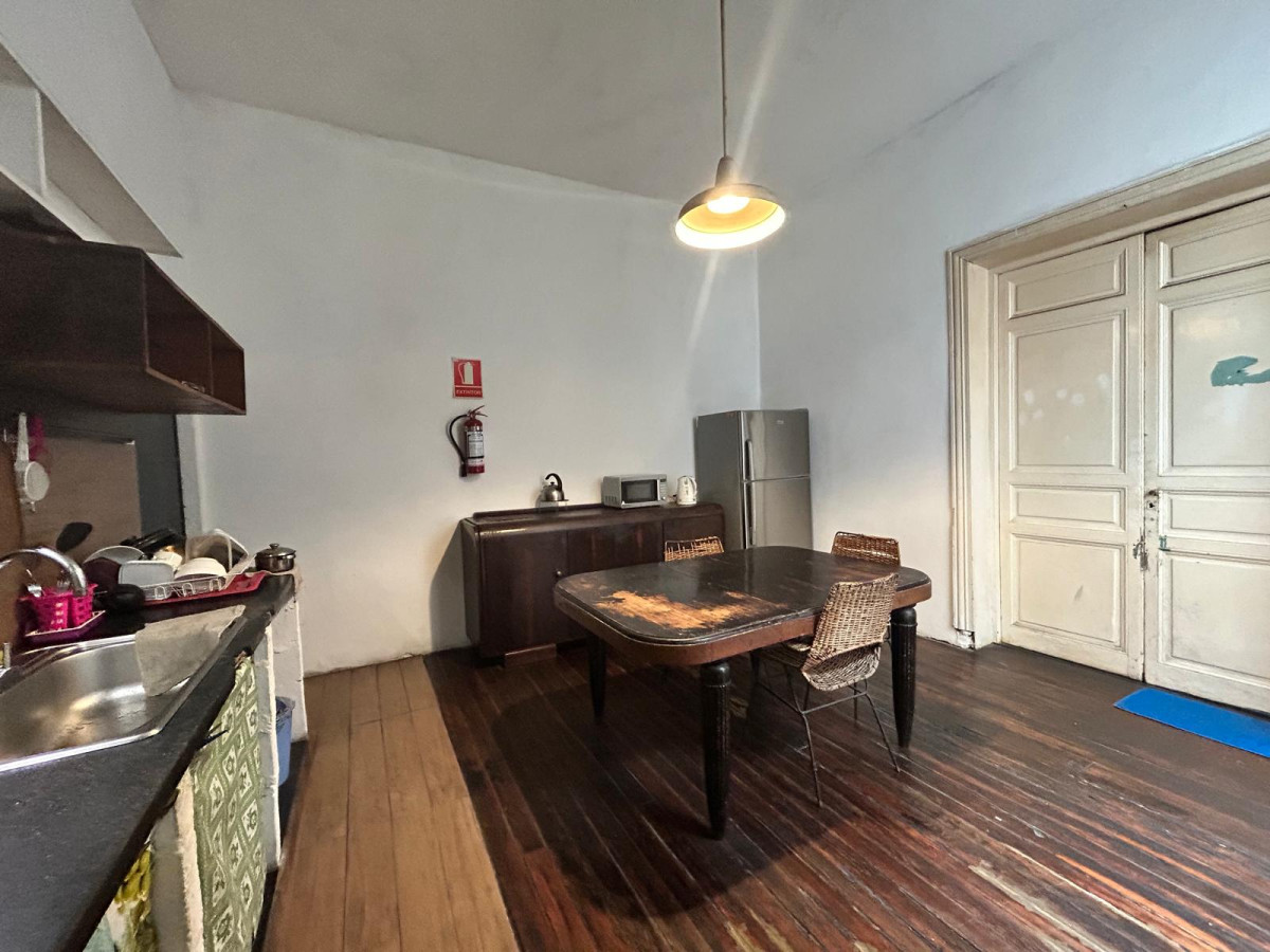Casa ID.3549 - Venta Casa 4 Dormitorios Centro con Balcón 