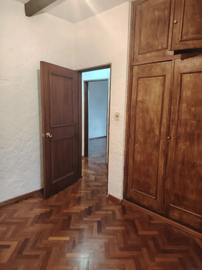 Casa ID.5027 - Venta y Alquiler Casa 3 o 4 Dormitorios Carrasco con Garaje y Patio