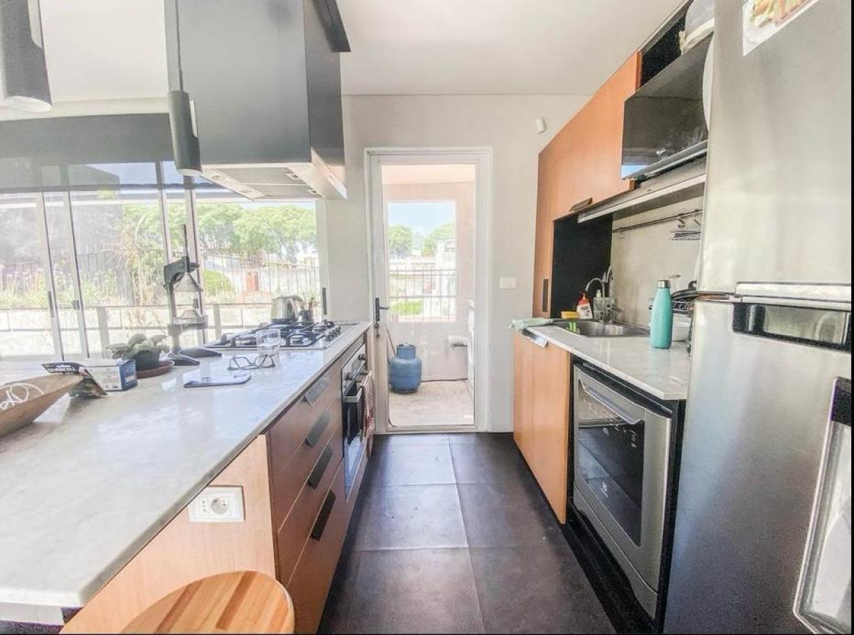 Casa ID.4290 - Venta Casa 3 Dormitorios Malvin con Terraza y Patio