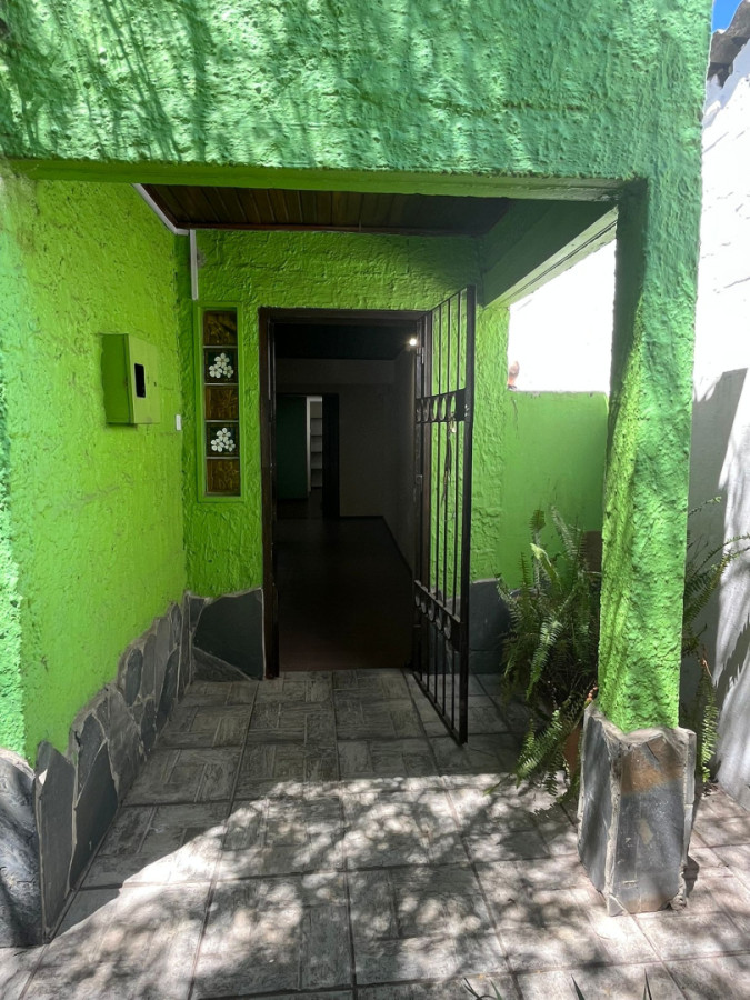 Casa ID.6096 - Alquiler Casa 2 Dormitorios Buceo con patio 