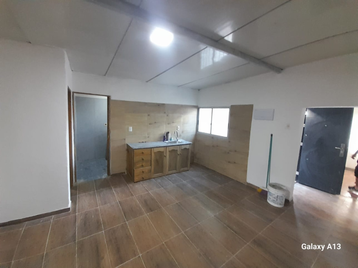 Casa ID.5066 - Alquiler Casa 3 Dormitorios Peñarol patio y cochera