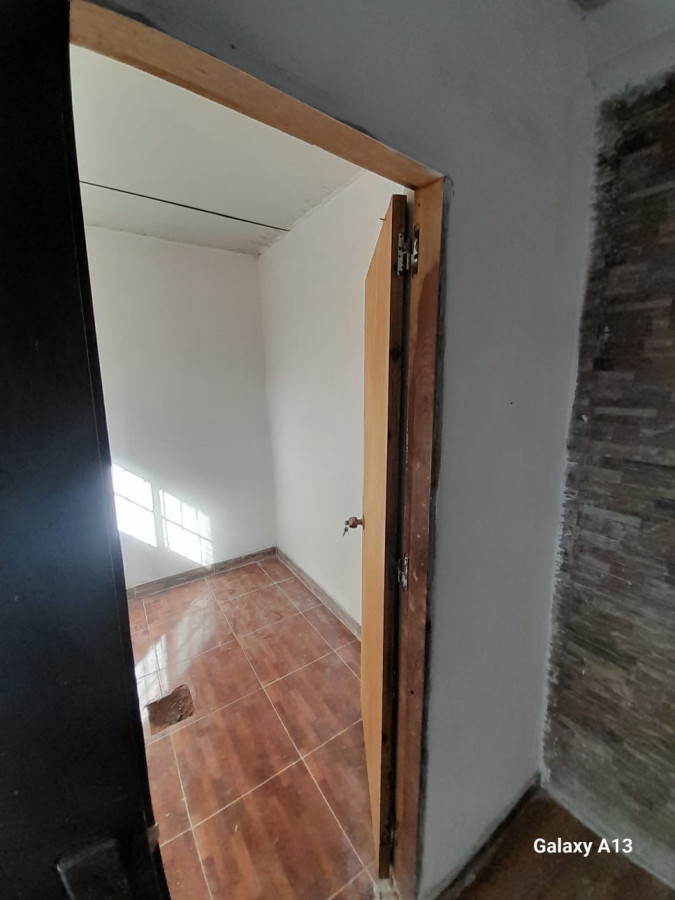 Casa ID.5066 - Alquiler Casa 3 Dormitorios Peñarol patio y cochera