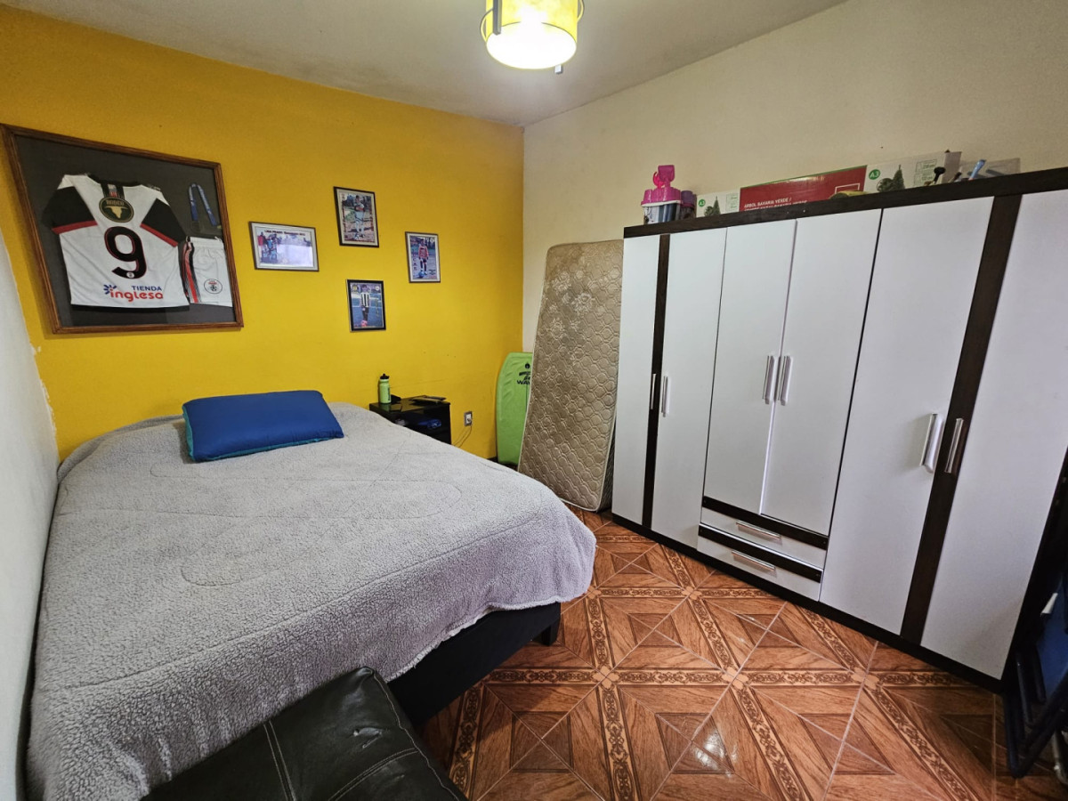 Casa ID.6707 - Venta 2 Casas 4 Dormitorios Sayago con Patio y Parrillero
