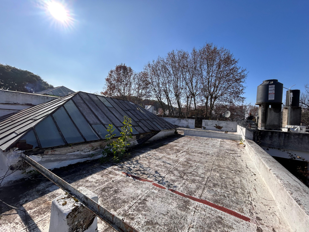 Casa ID.4961 - Venta Casa 10 Dormitorios Parque Rodó Inversion Constructora
