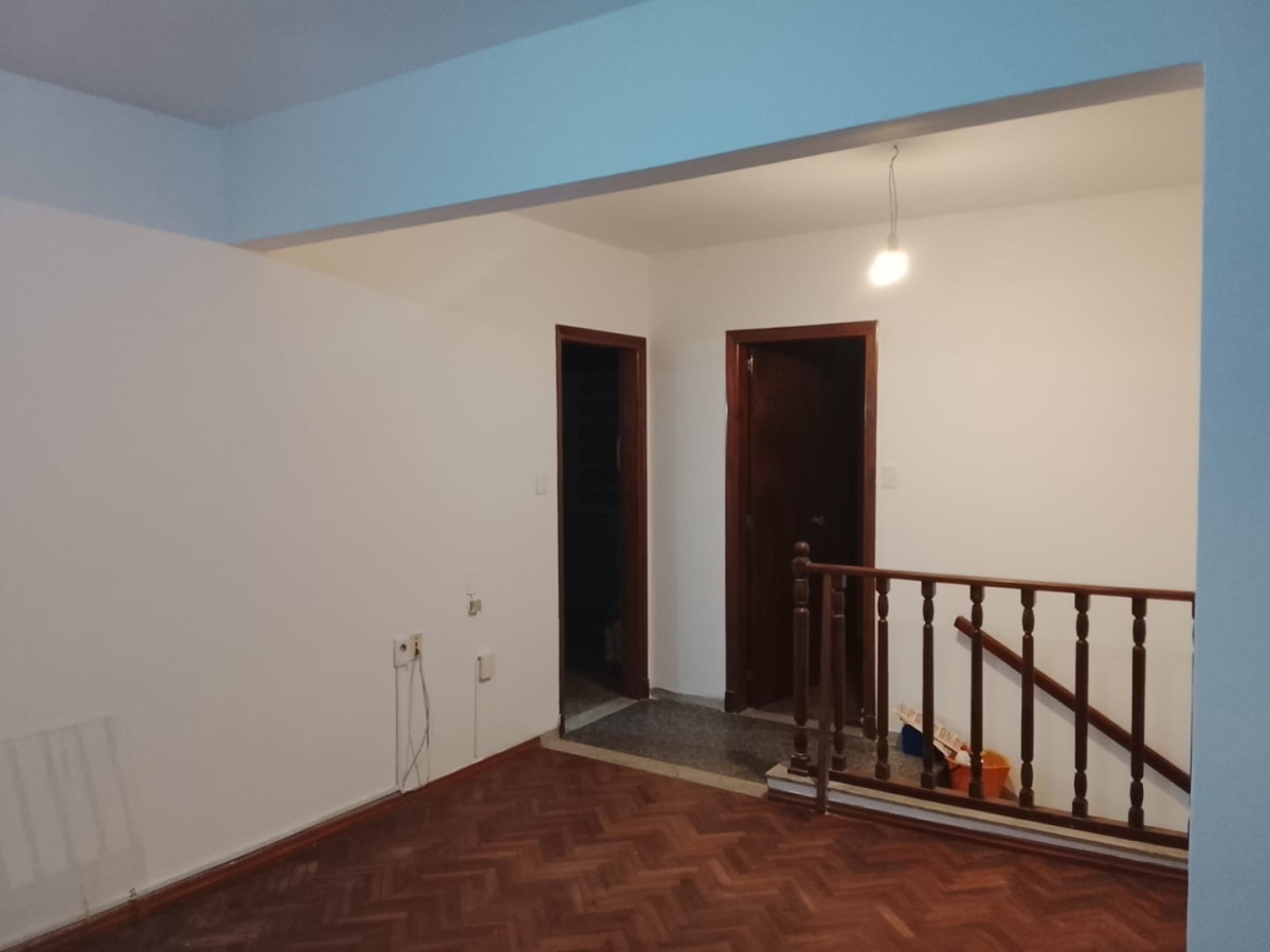 Casa ID.6452 - Alquiler o Venta Casa 4 Dormitorios Buceo Parrillero y Cochera