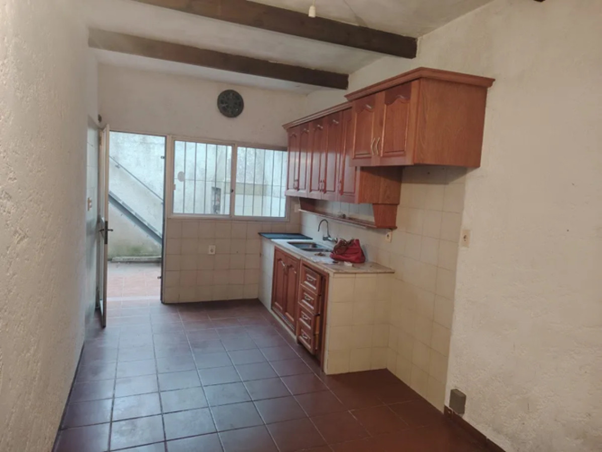 Casa ID.5027 - Venta y Alquiler Casa 3 o 4 Dormitorios Carrasco con Garaje y Patio