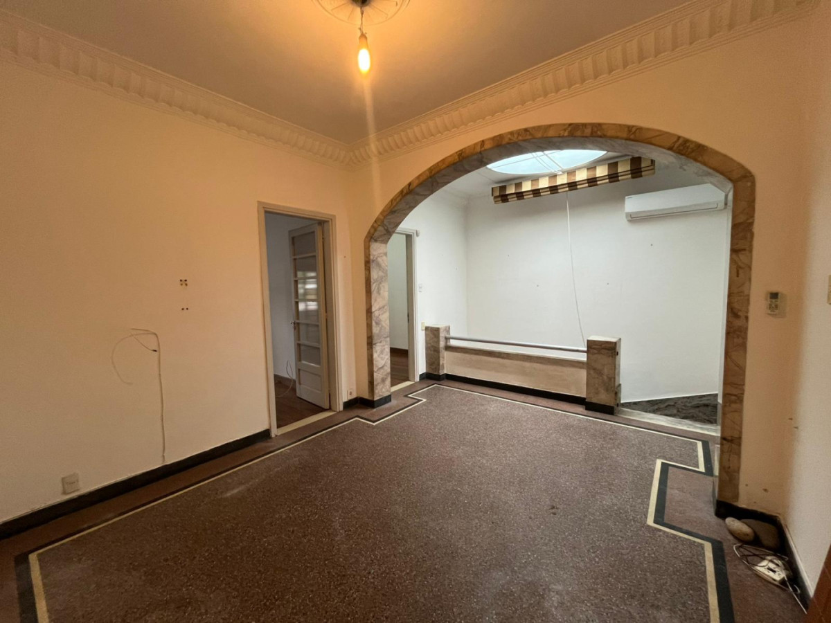 Casa ID.5784 - Venta Casa 4 Dormitorios Terraza y Parrillero Bella Vista