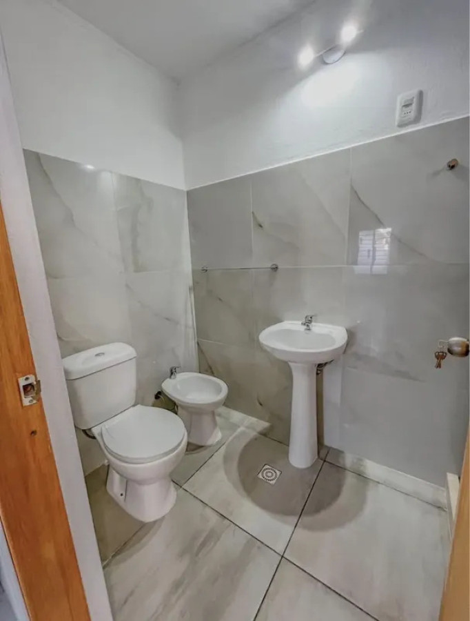Casa ID.6564 - Alquiler Casa en PH 1 Dormitorio Buceo con patio