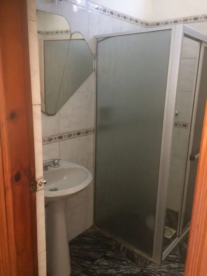 Casa ID.6125 - Alquiler Casa PH 4 Dormitorios La Blanqueada con patio 