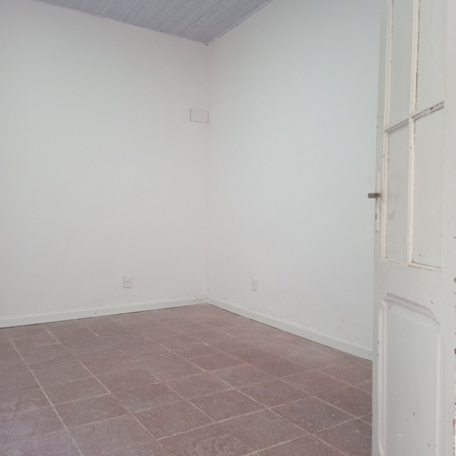 Casa ID.5504 - Alquiler Casa 2 Dormitorios Union con patio