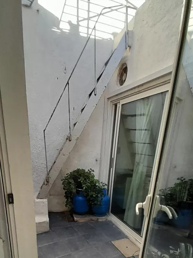 Casa ID.3935 - Venta Casa 2 Dormitorios La Blanqueada Patio Azotea  