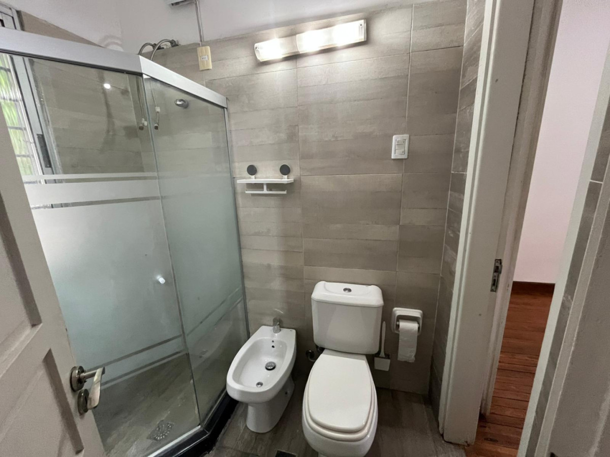 Casa ID.5784 - Venta Casa 4 Dormitorios Terraza y Parrillero Bella Vista