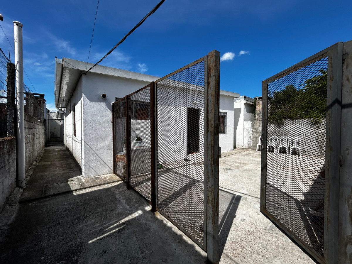 Casa ID.5527 - Inversión Venta con 10% de Renta 3 Casas con Patios