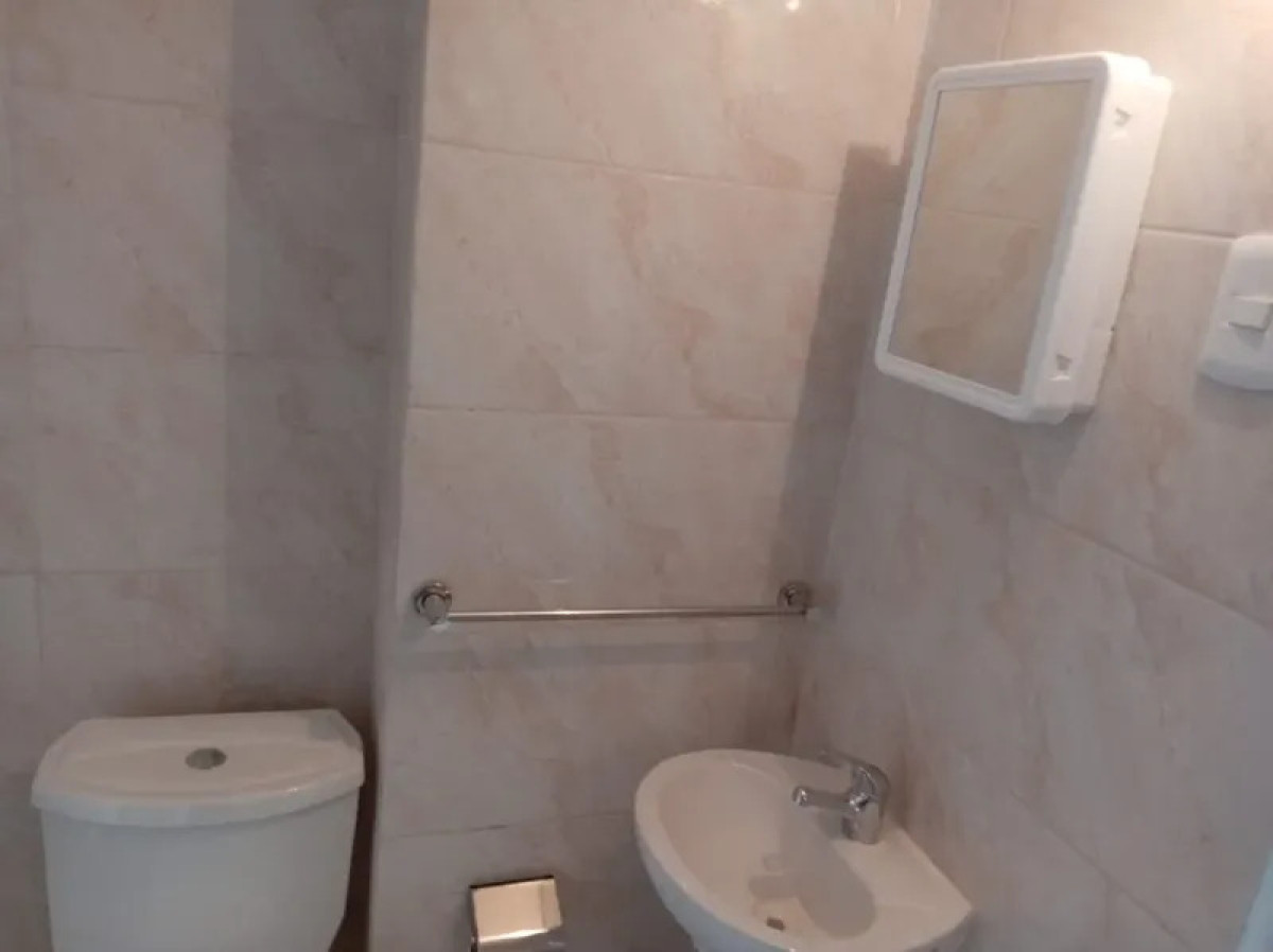 Casa ID.6400 - Venta Casa 3 Dormitorios Paso Molino con patio y cochera