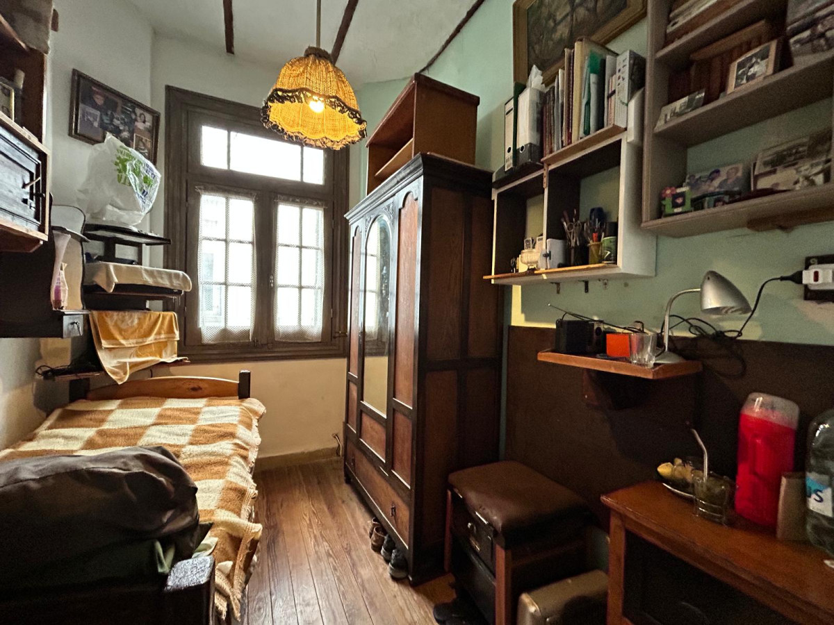 Casa ID.3381 - Venta Casa 2 Dormitorios Ciudad Vieja con Patio y Parrillero