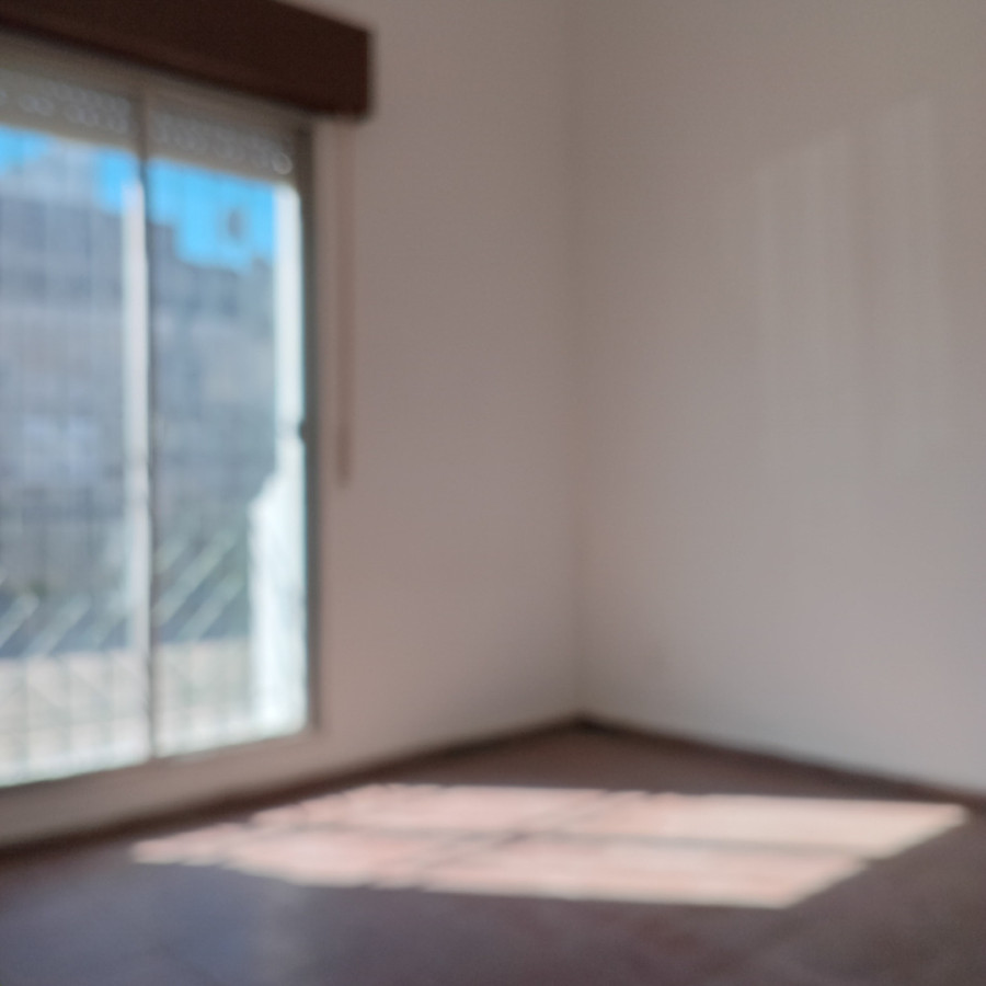 Casa ID.5504 - Alquiler Casa 2 Dormitorios Union con patio