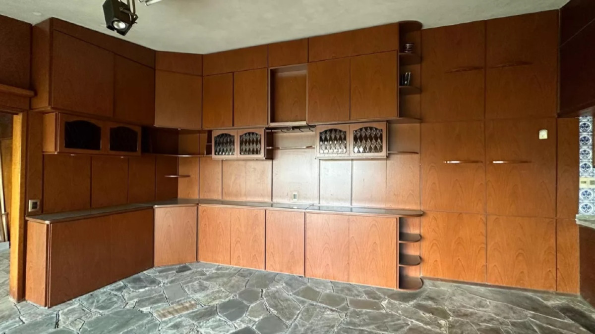 Casa ID.3577 - Venta Casa 4 Dormitorios Buceo Patio Piscina Cochera 