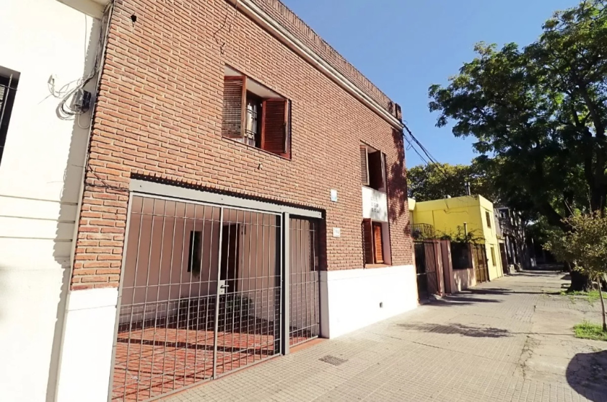 Casa ID.3249 - Venta Casa 3 Dormitorios Atahualpa con Azotea y Patio