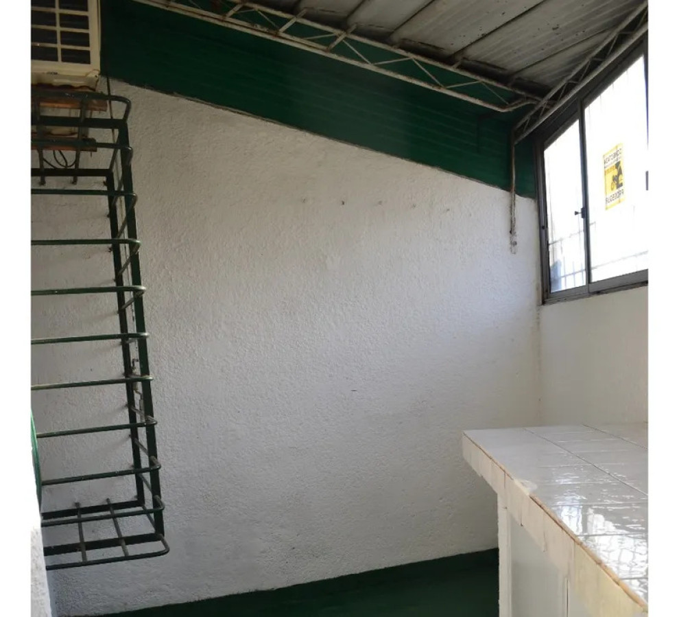 Casa ID.5934 - Alquiler Casa 2 Dormitorios Malvin con patio y cochera