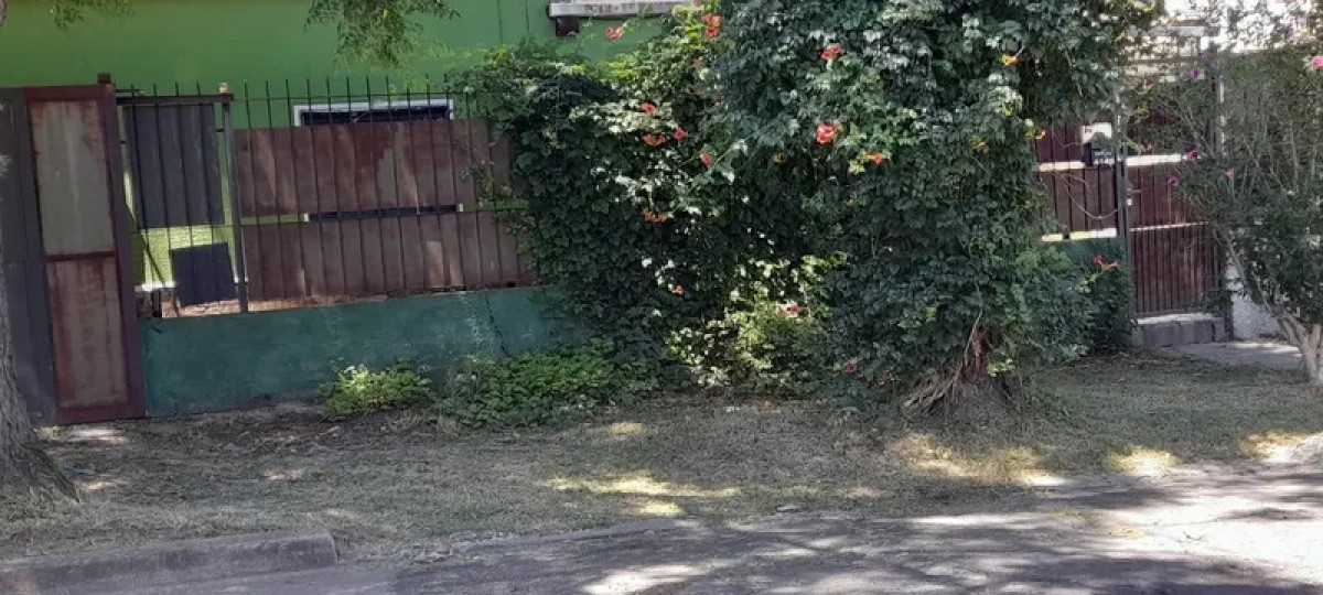 Casa ID.6233 - Venta con Renta 8,2% 2 Casas La Teja Ideal Inversion