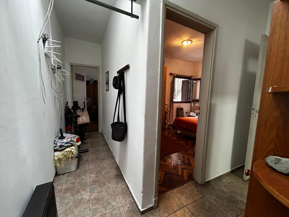 Casa ID.5459 - Venta Casa Ph 4 Dormitorios Aguada con Garaje y Patio