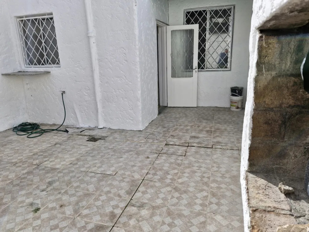 Casa ID.4815 - Alquiler Casa 1 Dormitorio Buceo con patio con parrillero