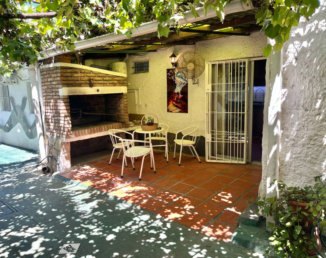 Casa ID.6096 - Alquiler Casa 2 Dormitorios Buceo con patio 