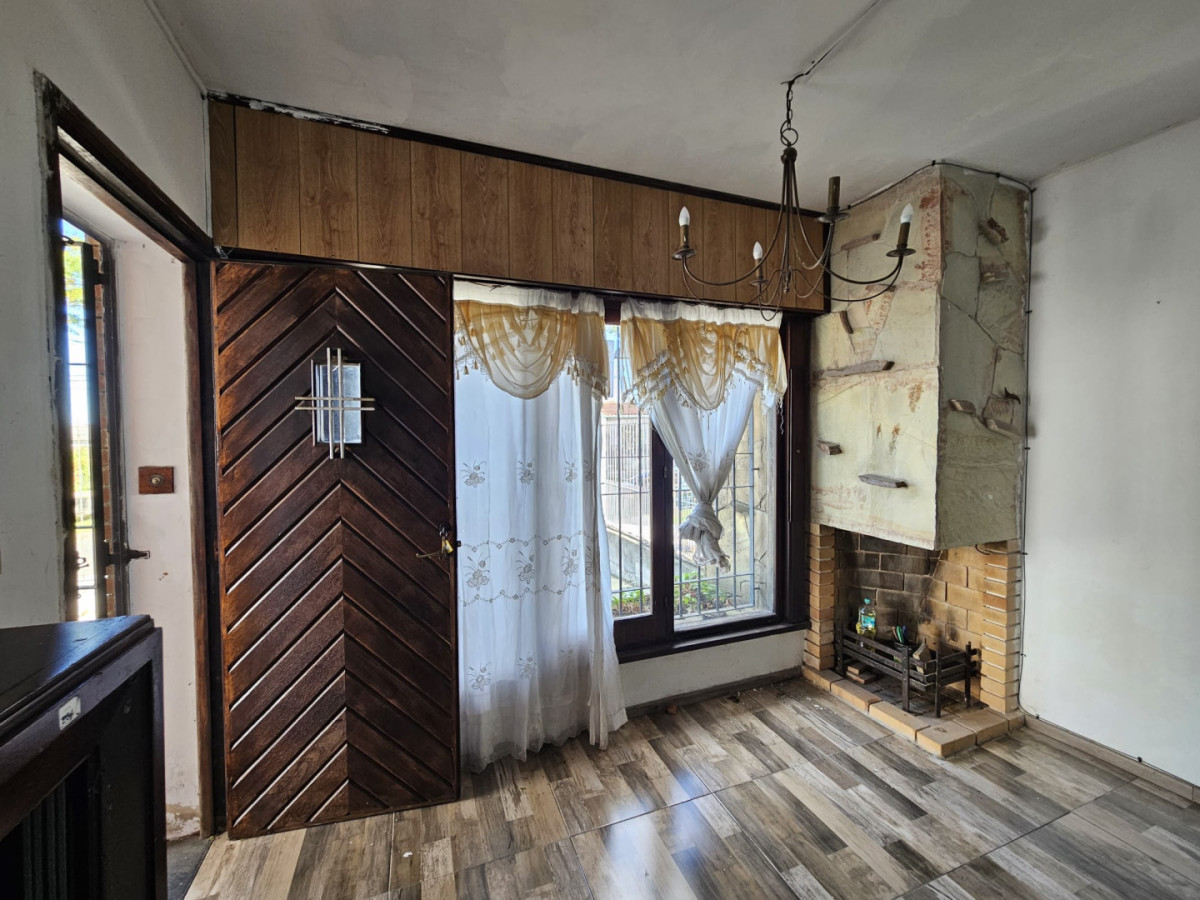 Casa ID.5931 - Venta Casa 2 Dormitorios Barbacoa Perez Castellano