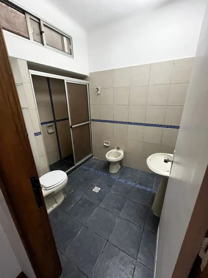 Casa ID.6011 - Alquiler Casa 3 Dormitorios Prado con patio