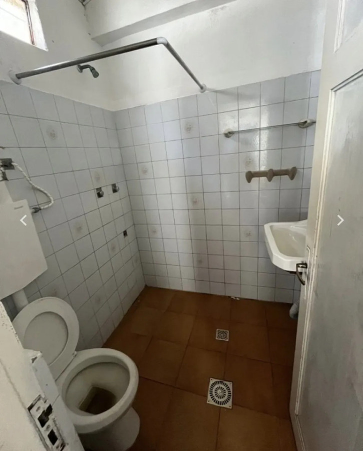 Casa ID.6092 - Venta Padron con 3 Casas Malvin Ideal Inversion 560m2