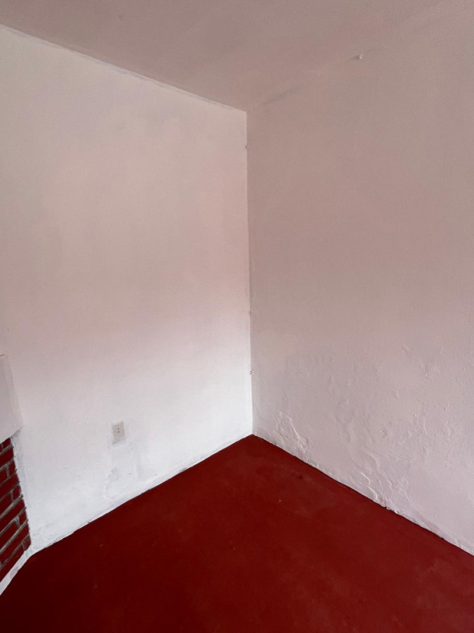 Casa ID.5172 - Alquiler o Venta Casa 1 Dormitorio Cerrito con Patio