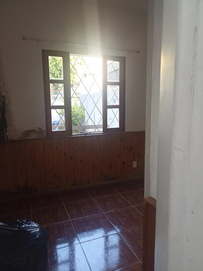 Casa ID.5668 - Venta Casa 2 Dormitorios Pocitos con patio 