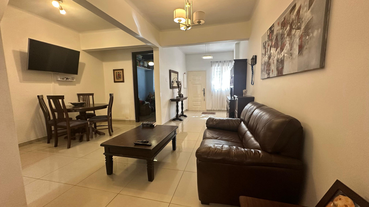 Casa ID.4519 - Venta Casa en PH 2 Dormitorios Pocitos con patio con barbacoa