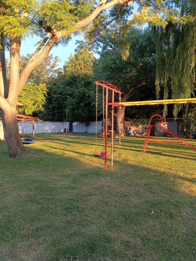 Casa ID.4470 - Venta Casa 3 Dormitorios Neptunia con Garaje y Acceso al Lago
