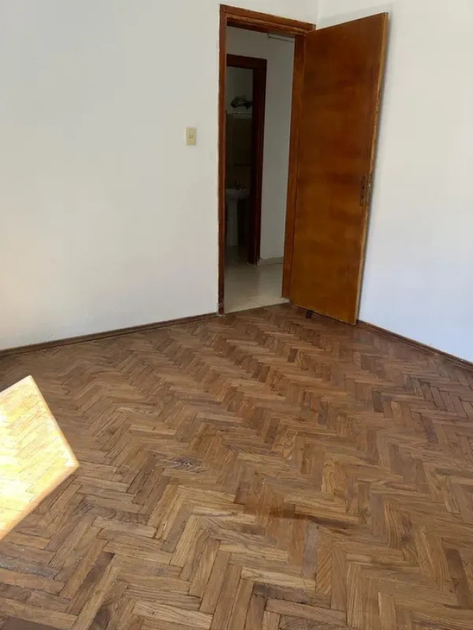 Casa ID.6078 - Alquiler Casa 3 Dormitorios Atahualpa con patio