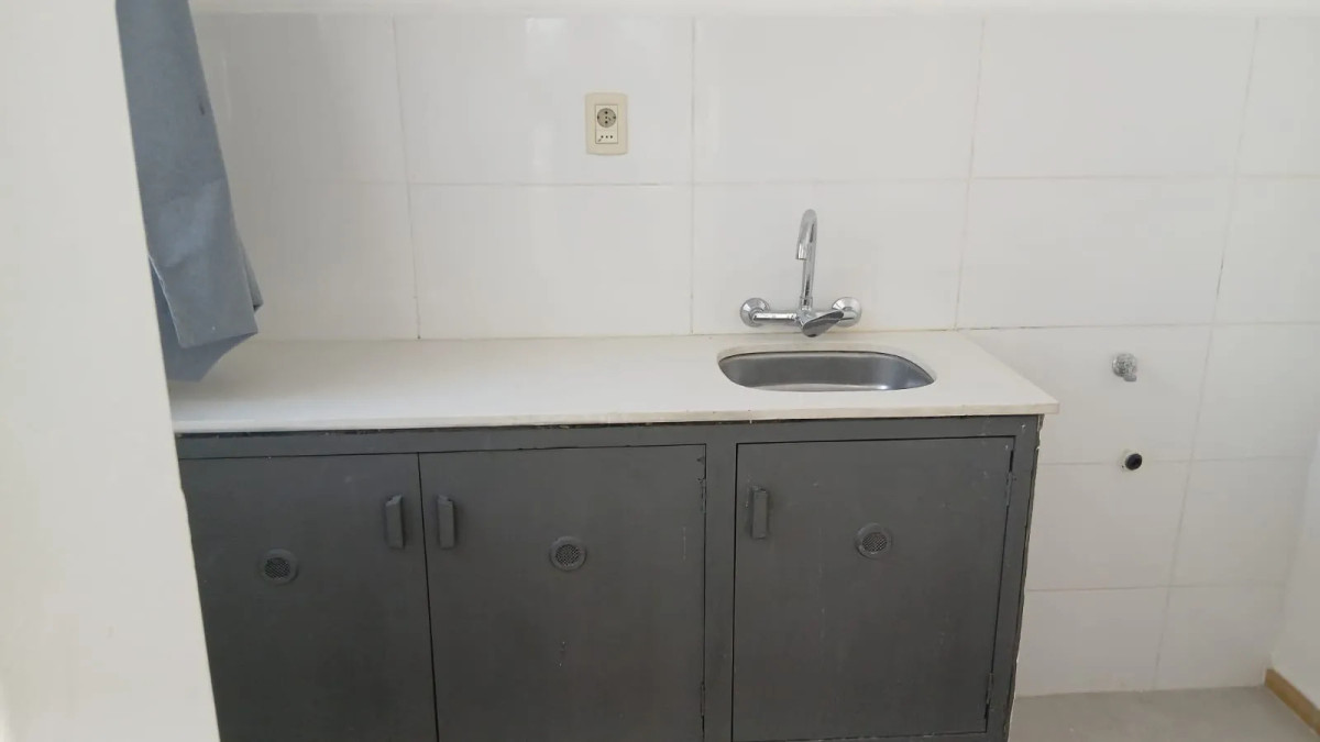 Casa ID.5650 - Alquiler Casa 1 Dormitorio La Teja con patio