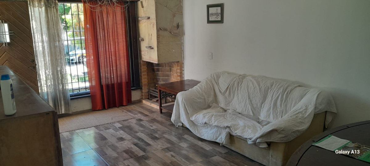 Casa ID.5931 - Venta Casa Reciclada 2 Dormitorios Barbacoa Perez Castellano