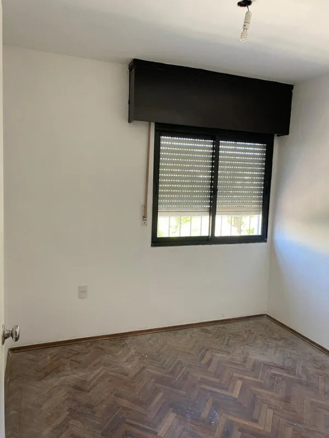 Casa ID.5786 - Alquiler Casa 3 Dormitorios Malvin con patio y garaje