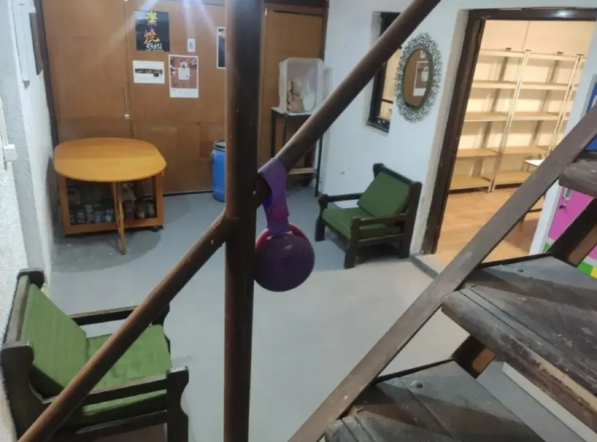 Casa ID.6147 - Venta Casa 8 Dormitorios 2 Cocinas Inversion Bella Vista