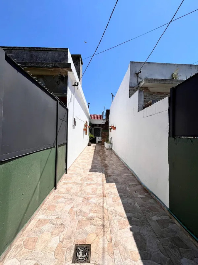 Casa ID.5881 - Alquiler Apartamento 1 Dormitorio Buceo con patio y garaje