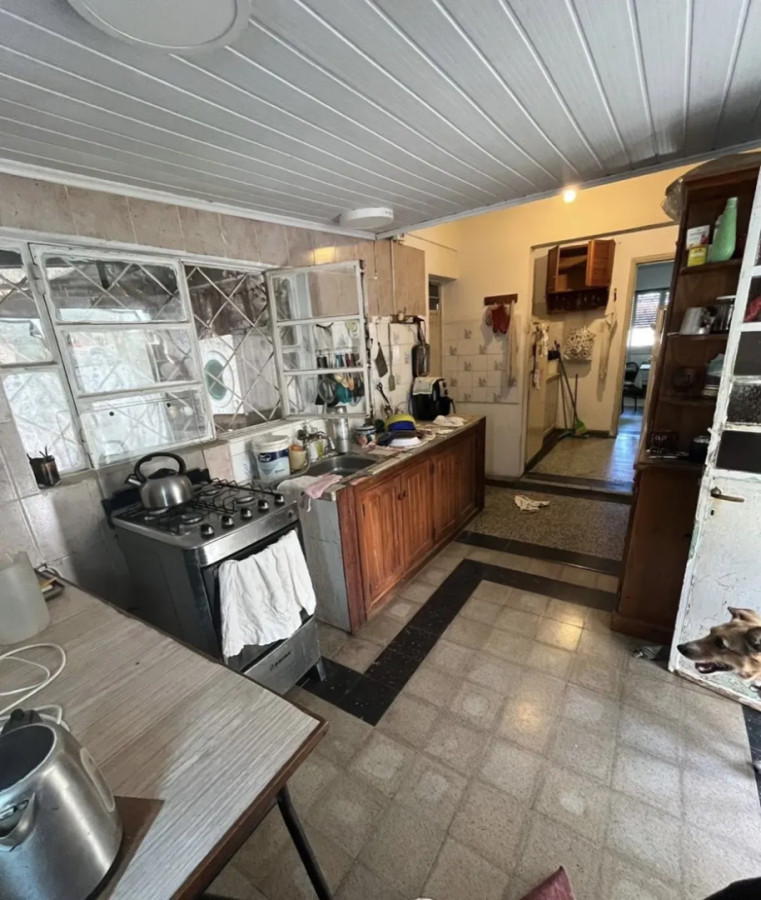 Casa ID.6092 - Venta Padron con 3 Casas Malvin Ideal Inversion 560m2