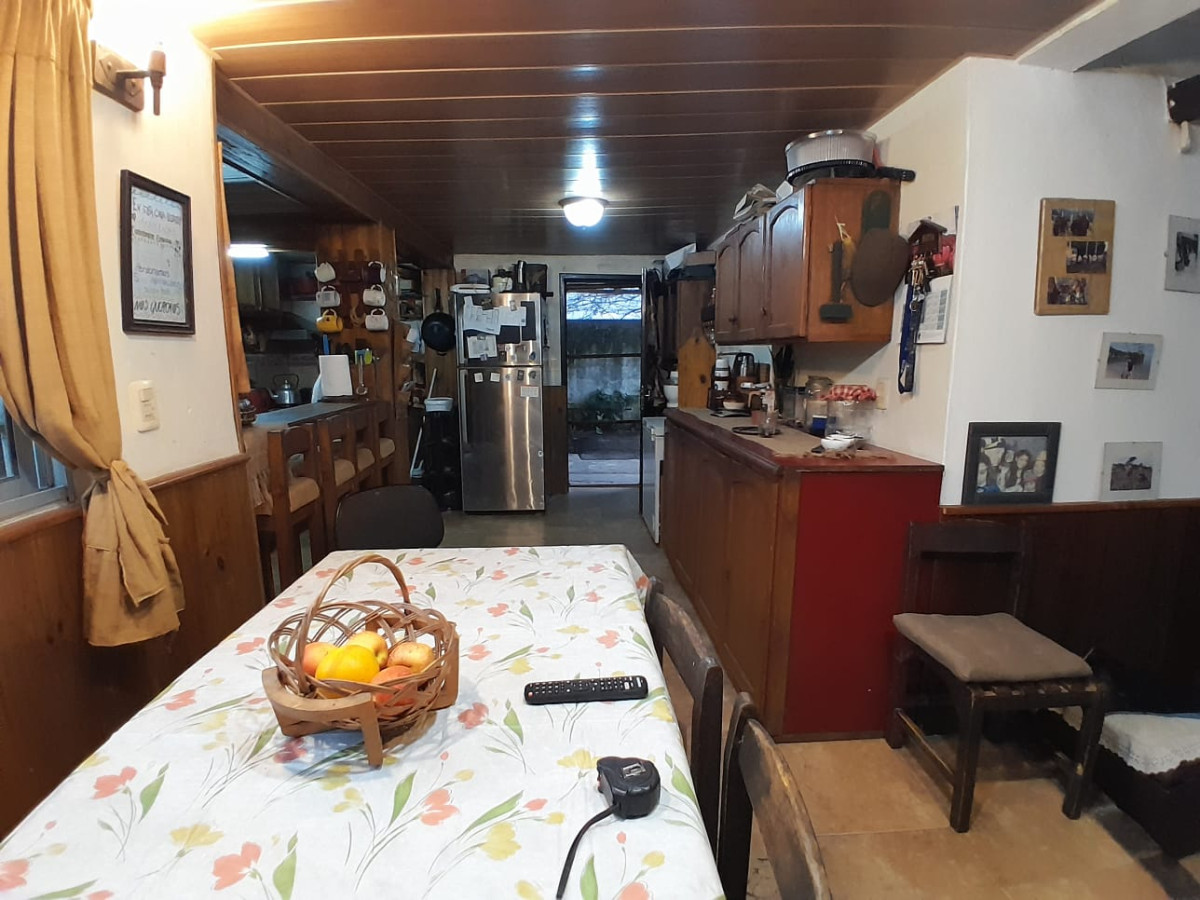 Casa ID.4717 - Venta Casa 3 Dormitorios Colón con patio y garaje