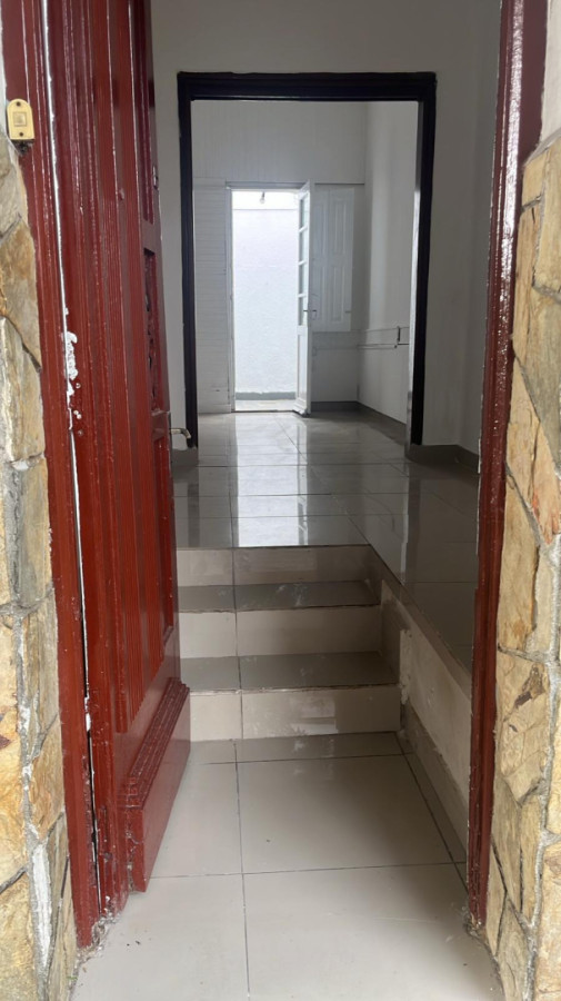 Casa ID.5740 - Alquiler Apartamento tipo Casa 1 Dormitorio La Comercial