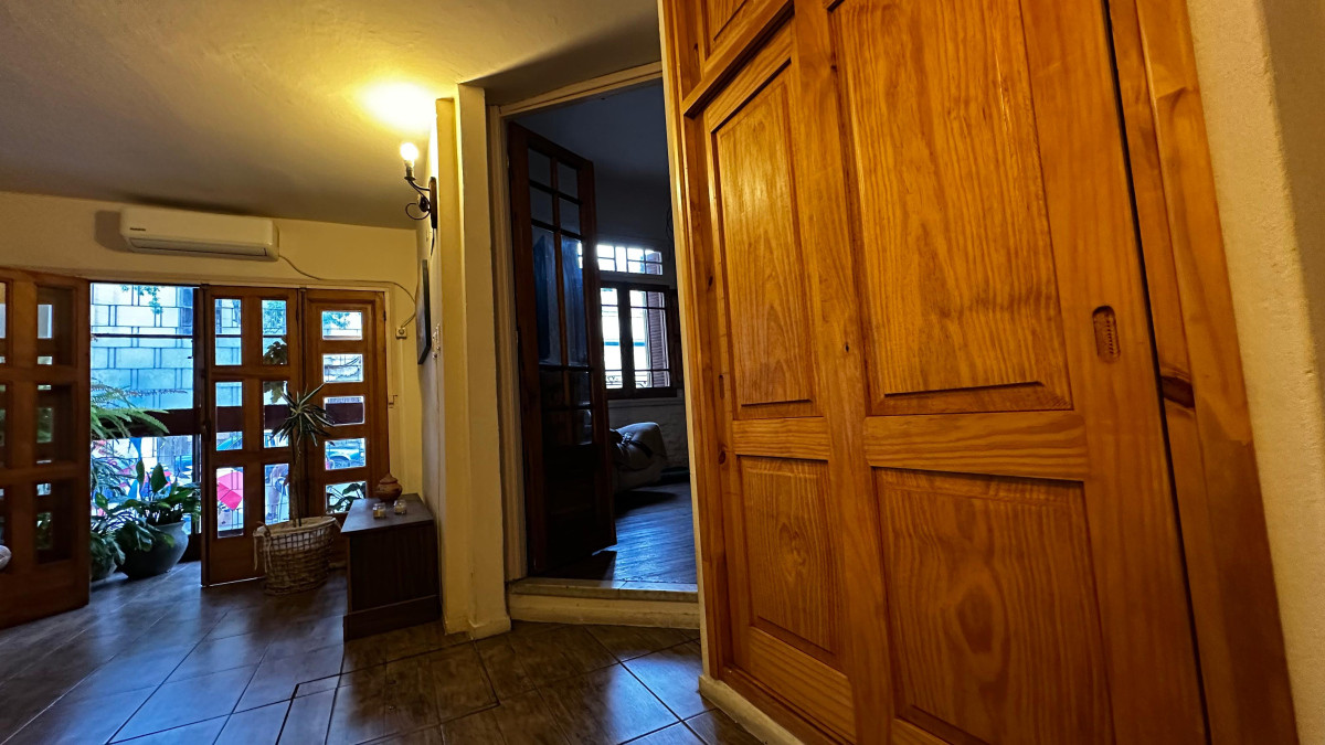 Casa ID.3925 - Venta Casa 3 Dormitorios La Blanqueada Azotea Cochera