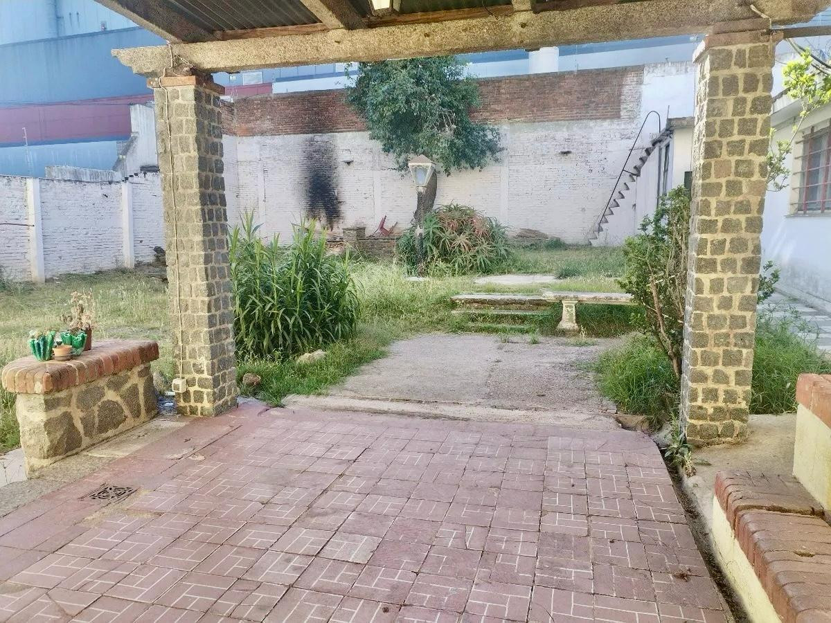 Casa ID.4502 - Venta Gran Casa 14 Dormitorios y Terreno Malvin Inversión 