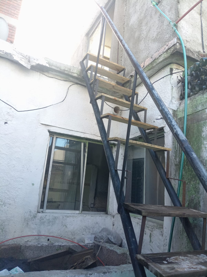 Casa ID.4733 - Venta 3 Viviendas y 2 Locales Comerciales Palermo Inversion