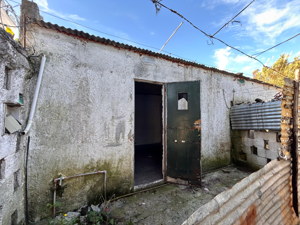 Casa ID.4848 - Venta Padron Unico con 3 Viviendas Flor de Maroñas Inversion